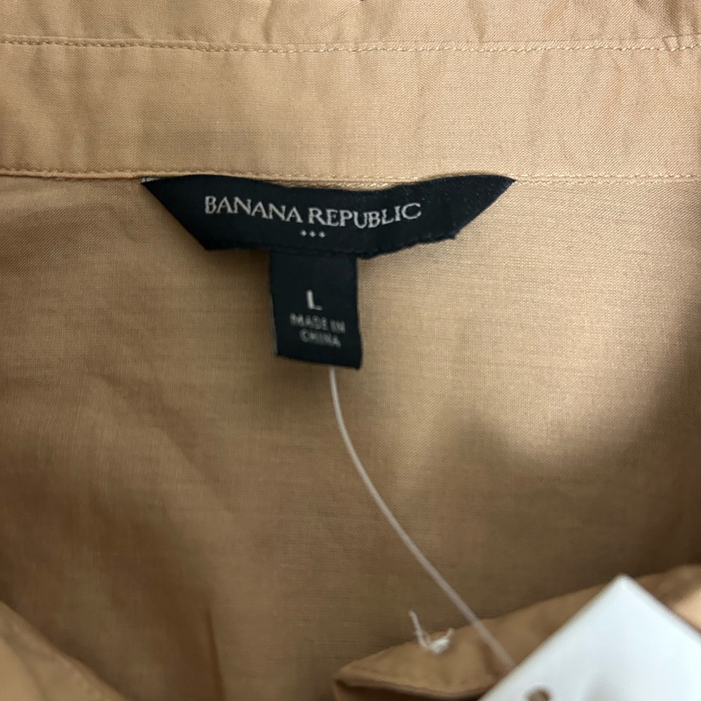 *NWT* Banana Republic Men's Light Brown Casual Shirt - Picture 3 of 4